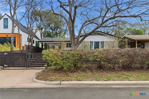 2905 Brinwood Ave, Austin, TX, 78704-6313 | Card Image