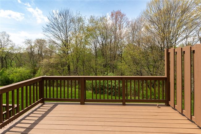 81306 Lost Valley Dr, Condo with 3 bedrooms, 3 bathrooms and 2 parking in Mars PA | Image 15