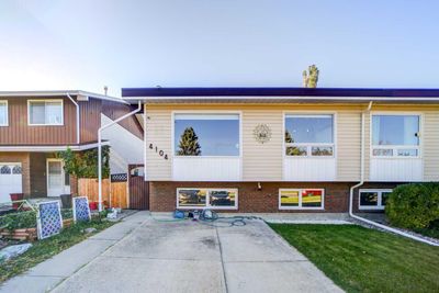 4104 20 Ave S, Home with 3 bedrooms, 2 bathrooms and 4 parking in Lethbridge AB | Image 1