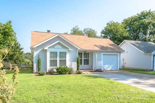 1709 Katherine Kiker Rd, Charlotte, NC, 28213-3747 | Card Image
