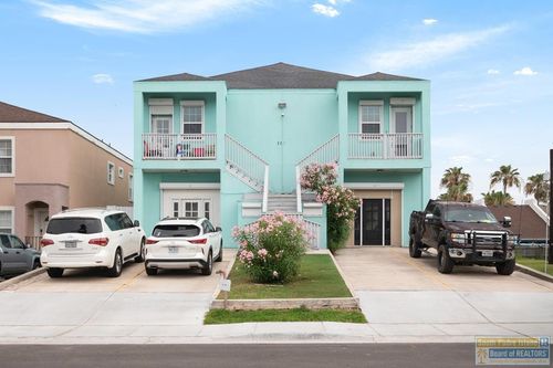 110 E Retama St, South Padre Island, TX, 78597-7107 | Card Image