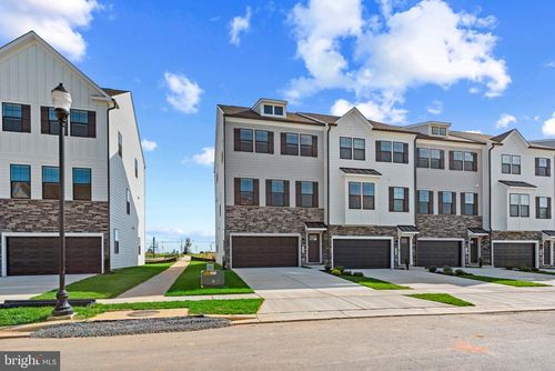 329 Ensemble Way, FREDERICK, MD, 21701-9485 | Card Image