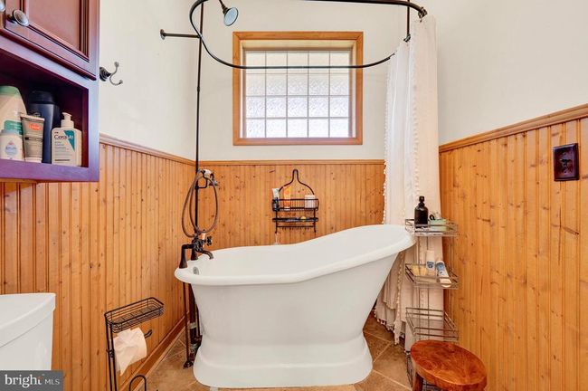 1058 Marsh Hawk Way, House other with 4 bedrooms, 4 bathrooms and null parking in Shepherdstown WV | Image 31