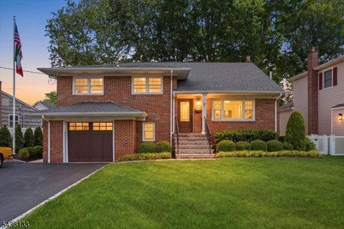 6 Davis St, Cranford, NJ, 07016-2005 | Card Image