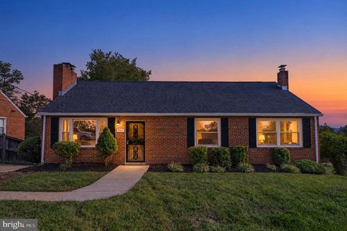 2011 Belfast Dr, FORT WASHINGTON, MD, 20744-3205 | Card Image