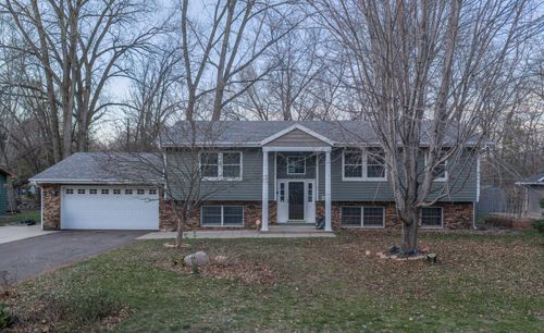 919 Forest Dr, Saint Cloud, MN, 56303-1208 | Card Image