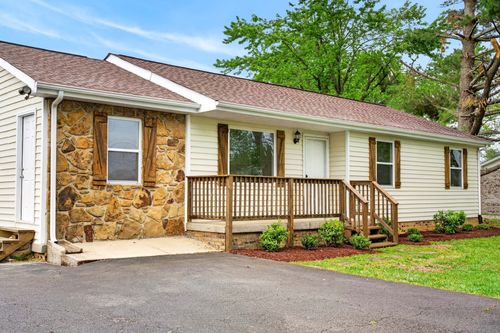 1440 Old Highway 52, Lafayette, TN, 37083-3327 | Card Image