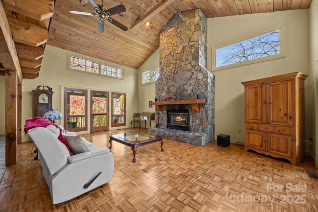 63 Chestnut Forest Rd, House other with 3 bedrooms, 3 bathrooms and null parking in Fairview NC | Image 11