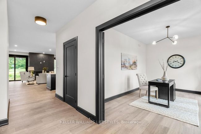 52 E Glen Dr, House other with 3 bedrooms, 3 bathrooms and 3 parking in Arkona ON | Image 12