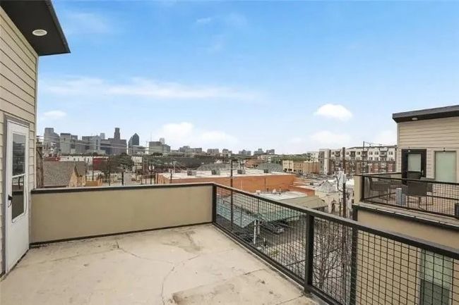 APT-1 - 1600 N Haskell Ave, Condo with 2 bedrooms, 3 bathrooms and null parking in Dallas TX | Image 23