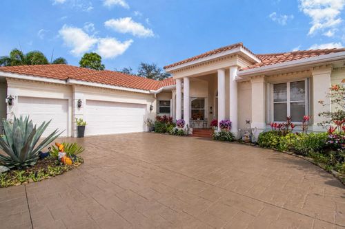7302 Eaton Ct, UNIVERSITY PARK, FL, 34201-2300 | Card Image