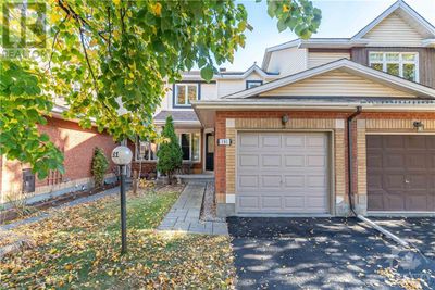 191 Beatrice Dr, Townhouse with 3 bedrooms, 2 bathrooms and 3 parking in Nepean ON | Image 2