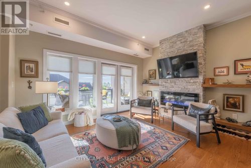 112-200 Oasis Lane, Thunder Bay (Academy Heights), ON, P7B0C2 | Card Image