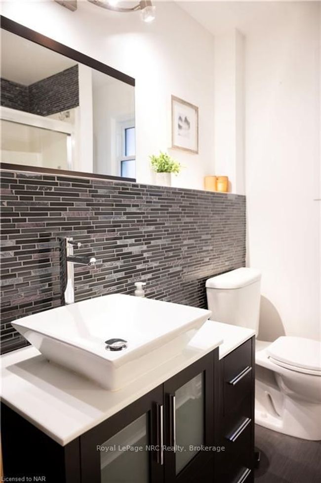 148 York St, House other with 2 bedrooms, 2 bathrooms and 2 parking in Saint Catharines ON | Image 12