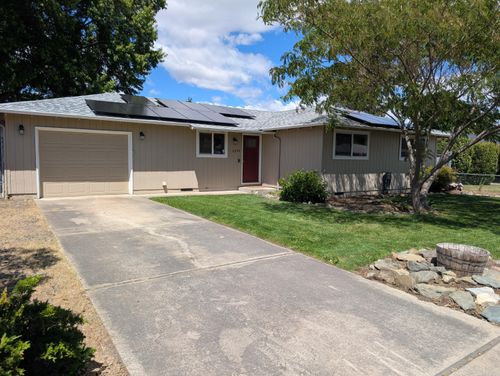 2299 Delta Waters Rd, Medford, OR, 97504-4999 | Card Image