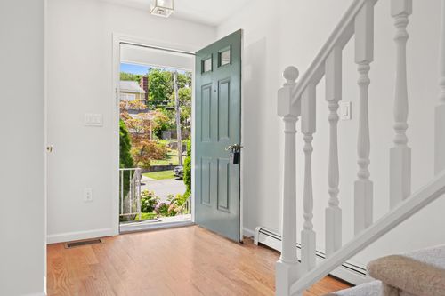 161 Adelphi Ave, Harrison, NY, 10528-2907 | Card Image
