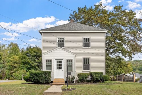 93 Overland St, Fitchburg, MA, 01420-4619 | Card Image