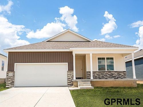 18460 Aurora St, Omaha, NE, 68136 | Card Image