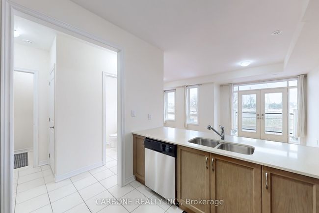 10 - 9621 Jane St, Condo with 2 bedrooms, 2 bathrooms and 1 parking in Vaughan ON | Image 13