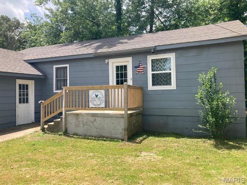 123 E Pine, Van Buren, MO, 63965-7184 | Card Image