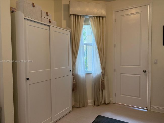 3390 - 3390 Nw 124 Th Ter, House other with 4 bedrooms, 4 bathrooms and null parking in Sunrise FL | Image 15