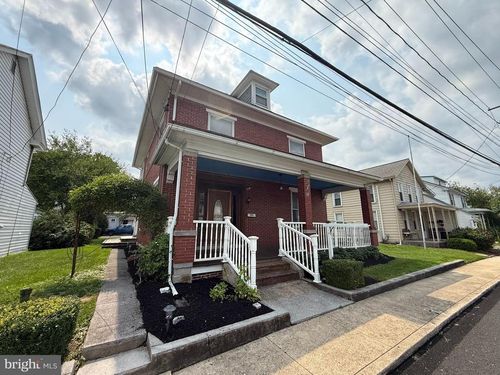 40 Hockersville Rd, HERSHEY, PA, 17033-1960 | Card Image