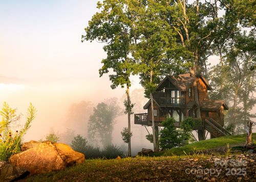 75 Treehouse Hvn, Asheville, NC, 28804 | Card Image