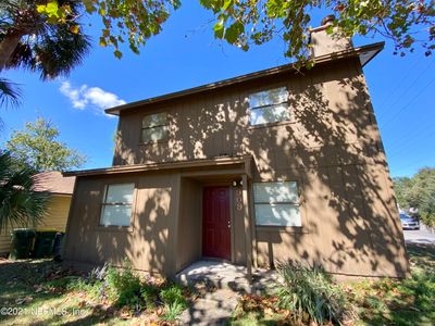 909 13th Avenue S, House other with 3 bedrooms, 2 bathrooms and null parking in Jacksonville Beach FL | Image 3