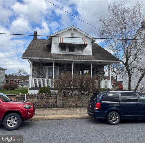 27 N Balliet St, FRACKVILLE, PA, 17931-1301 | Card Image