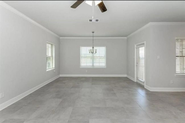 10 Green Briar Loop, House other with 4 bedrooms, 3 bathrooms and null parking in Angleton TX | Image 9