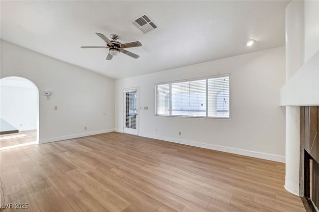2221 Loggerhead Rd, House other with 3 bedrooms, 3 bathrooms and null parking in Las Vegas NV | Image 17