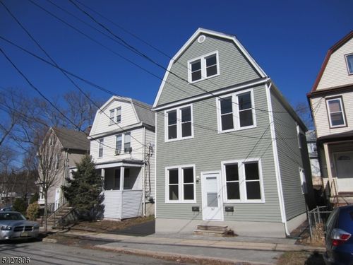 367 Hoover Ave, Bloomfield, NJ, 07003-3918 | Card Image