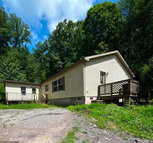 137 Turkey Run Road, Salem, WV, 26426 | Card Image
