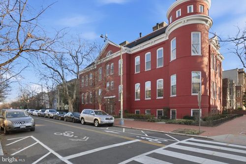 32-301 G St Ne, WASHINGTON, DC, 20002-4373 | Card Image