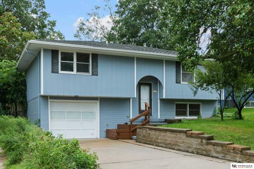 4835 Hillside St, Lincoln, NE, 68506-3954 | Card Image