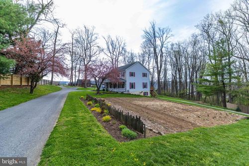 339 Churchtown Rd, NARVON, PA, 17555-9651 | Card Image