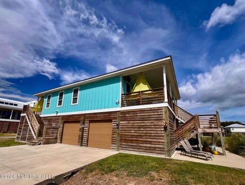 127 17th St, Gulfport, MS, 39507-1605 | Card Image
