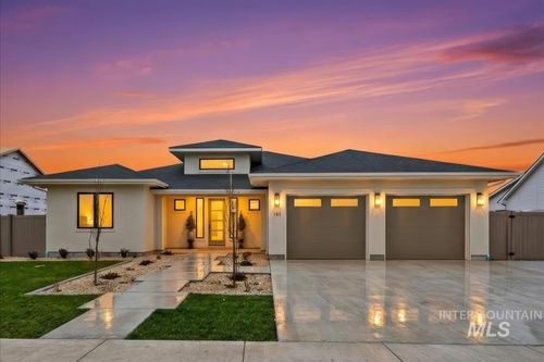 141 Ne 8th St, Fruitland, ID, 83619-5037 | Card Image