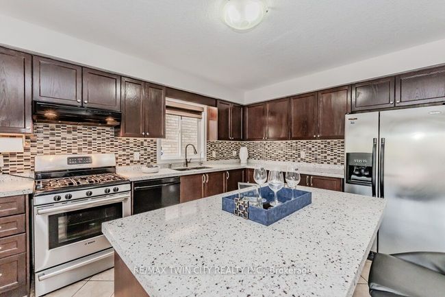 135 Harding St, House other with 3 bedrooms, 3 bathrooms and 1 parking in Kitchener ON | Image 10