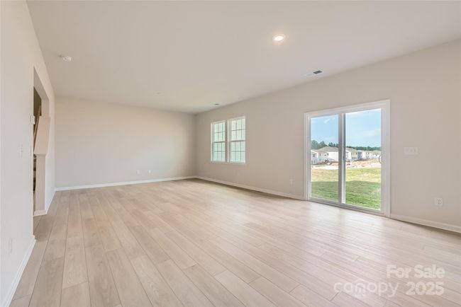Living Room | Image 4