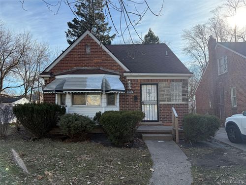 19774 Strasburg Street, Detroit, MI, 48205 | Card Image