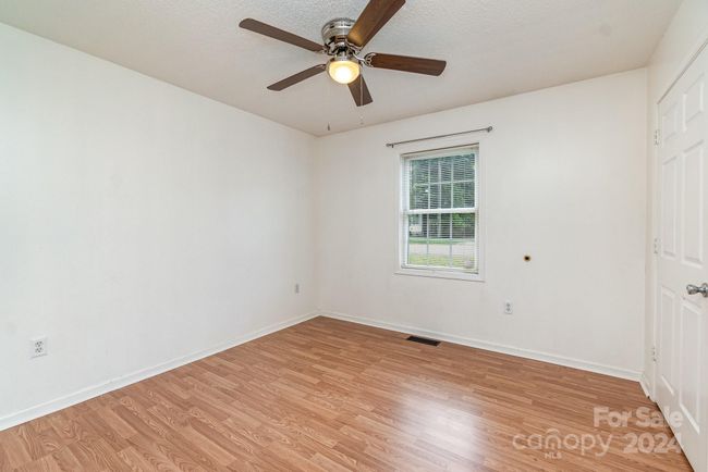 603 S Rowan Ave, House other with 3 bedrooms, 2 bathrooms and null parking in Spencer NC | Image 9