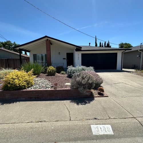 3148 Bonifacio St, Concord, CA, 94520-2205 | Card Image