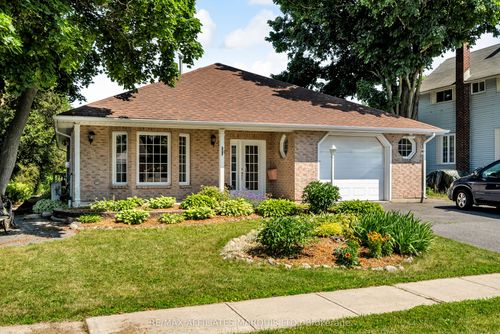 24 Saunders Ave, South Stormont, ON, K0C1P0 | Card Image
