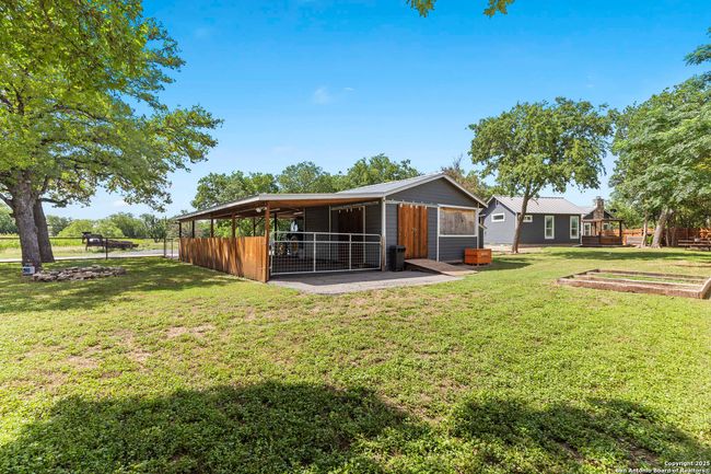 14280 State Highway 16 N, House other with 3 bedrooms, 2 bathrooms and null parking in Medina TX | Image 35