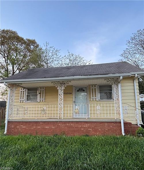 3708 Hewitt St, Greensboro, NC, 27407-2224 | Card Image