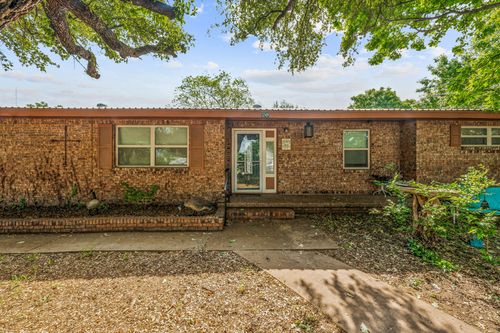 1249 N Travis St, De Leon, TX, 76444-1177 | Card Image