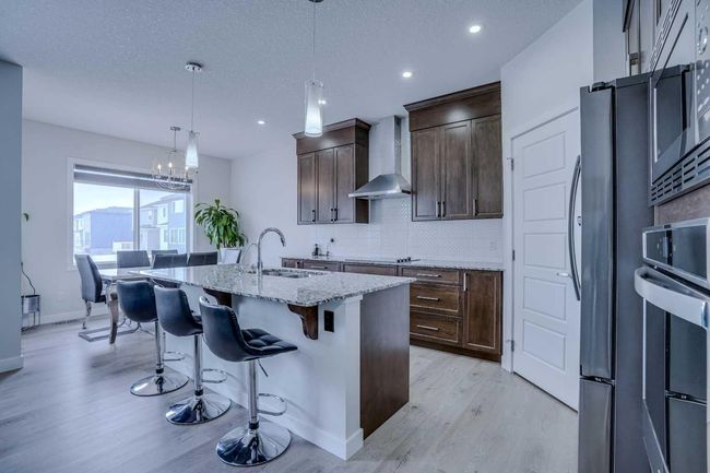 24 Corner Meadows Row Ne, House detached with 6 bedrooms, 3 bathrooms and 7 parking in Calgary AB | Image 7