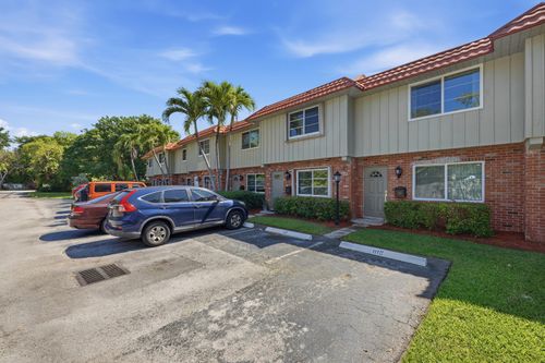 6h-67 Ne 20th Ct, Wilton Manors, FL, 33305-1086 | Card Image