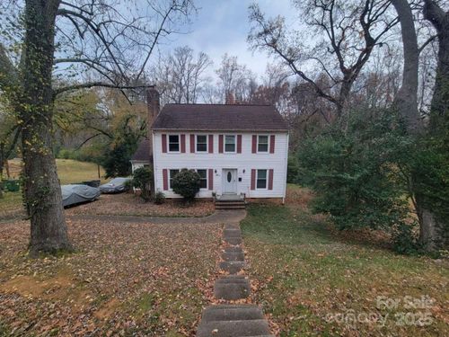 6801 Somersworth Dr, Charlotte, NC, 28215-1844 | Card Image